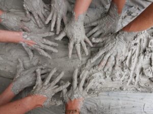 home remedies for cracked hands - clay