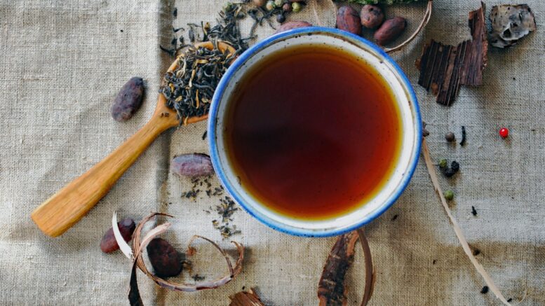 homemade remedy for sore throat - tea