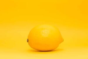 Home remedies for blackhead - lemon