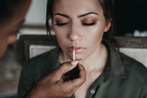 How to Make Your Lips Look Bigger - lip