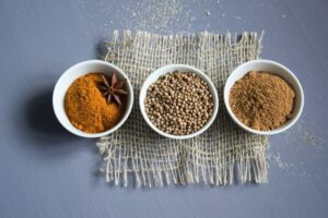 home remedies for itchy eyes - Coriander Seed