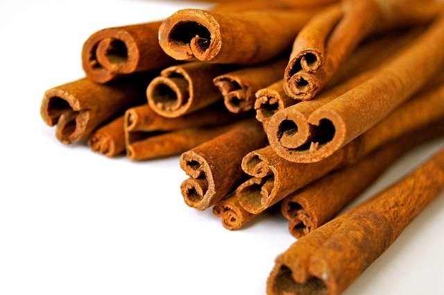 ways to boost metabolism - cinnamon