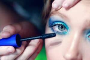 Eye makeup mistakes