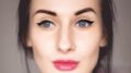 How to draw eyeliner