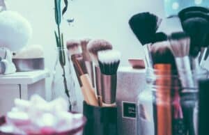 How to shape eyebrows at home