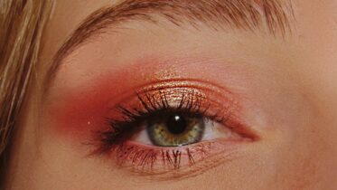 Wet look eyeshadow