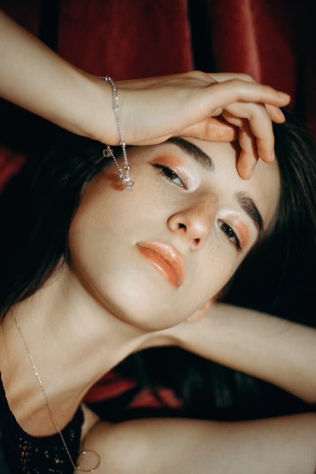 Wet look eyeshadow