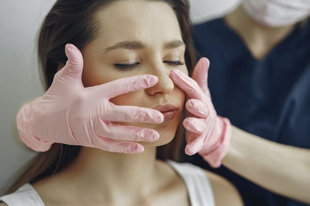allergic reaction to lash extensions - allergic reaction