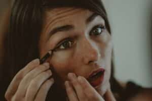 how to draw eyeliner