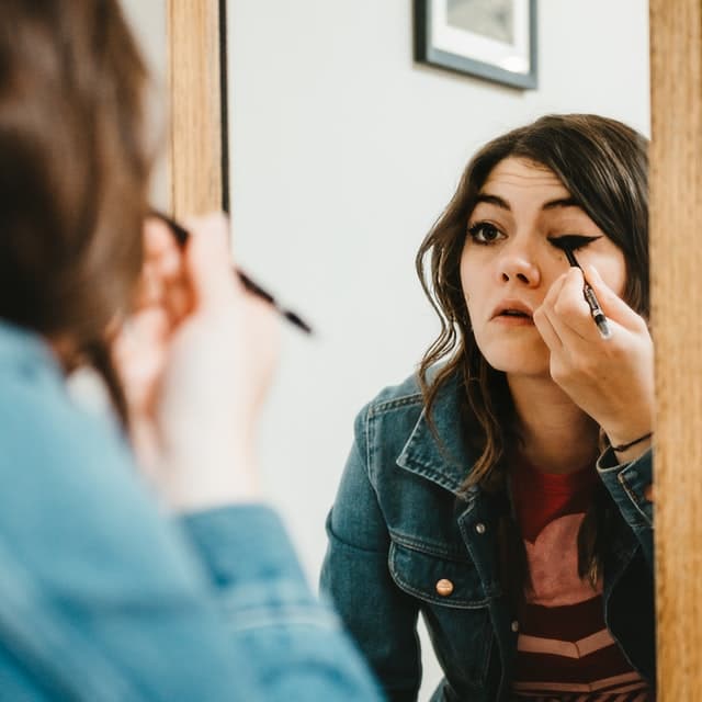 how to draw eyeliner - Draw and clean