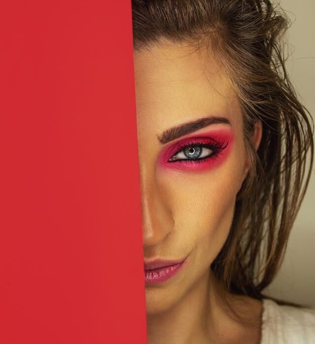 red eyeshadow makeup