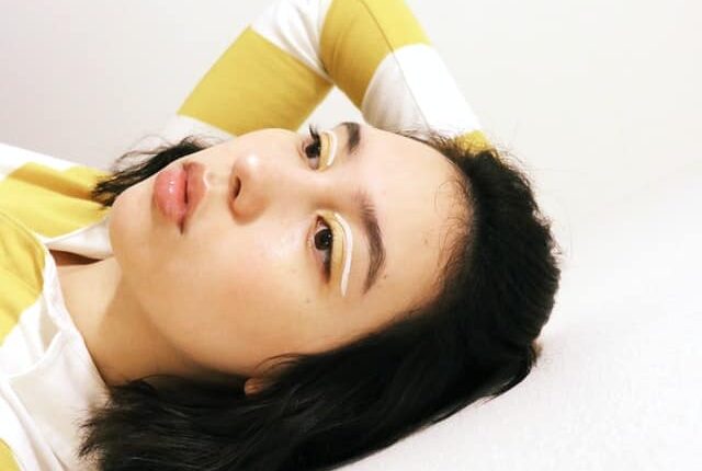 yellow eye makeup
