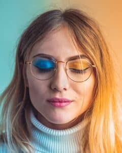 How to change your eye color at home