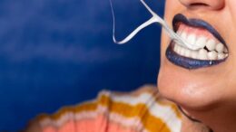 How to Whiten Gums Naturally
