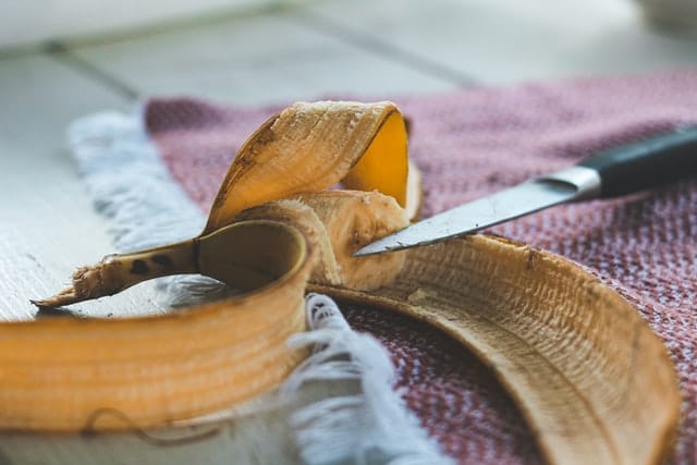 10 uses for banana peels