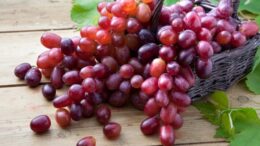 Can Diabetics Eat Grapes?